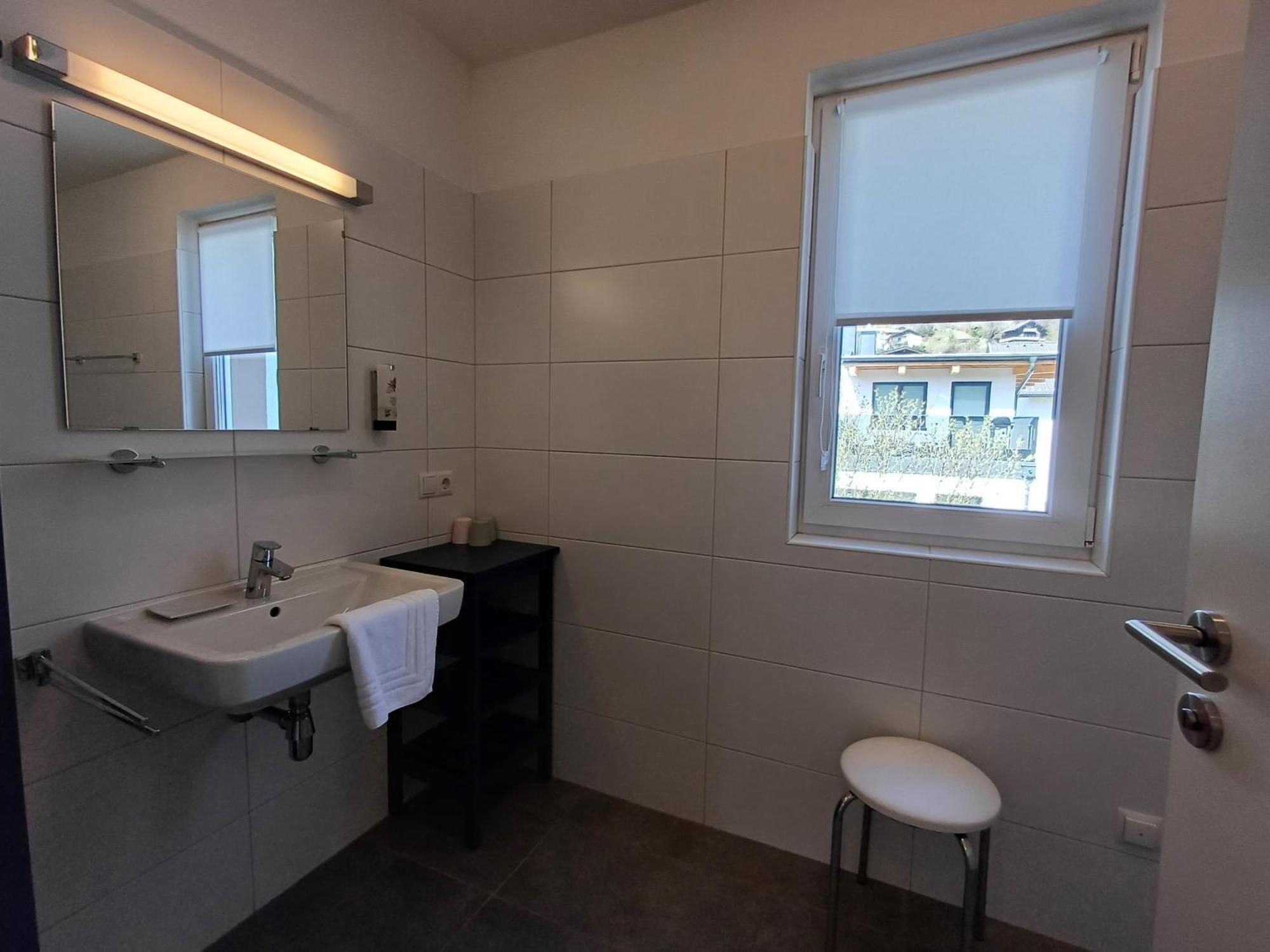 Pine Zell Am - Steinbock Apartment